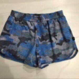 Terez Kid's Girl's Blue Elastic Waist Camo Print Mesh Pullover Short Size Large